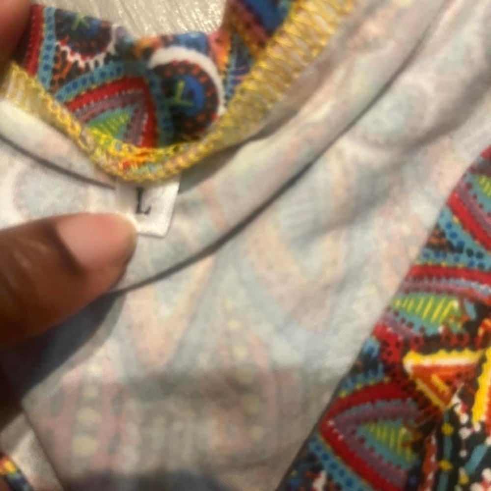 Multi-colored boho hippie psychedelic top - Picture 2 of 5